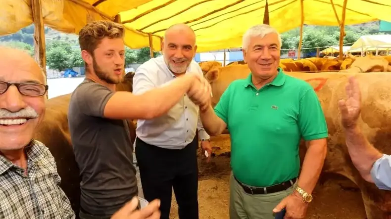 Samsun Canik’te Kurbanlık Hayvan Pazarı Açıldı