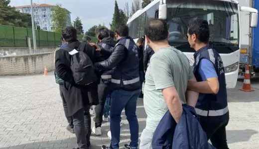 FETÖ Operasyonunda 14 Şüpheli Adliyeye Sevk Edildi