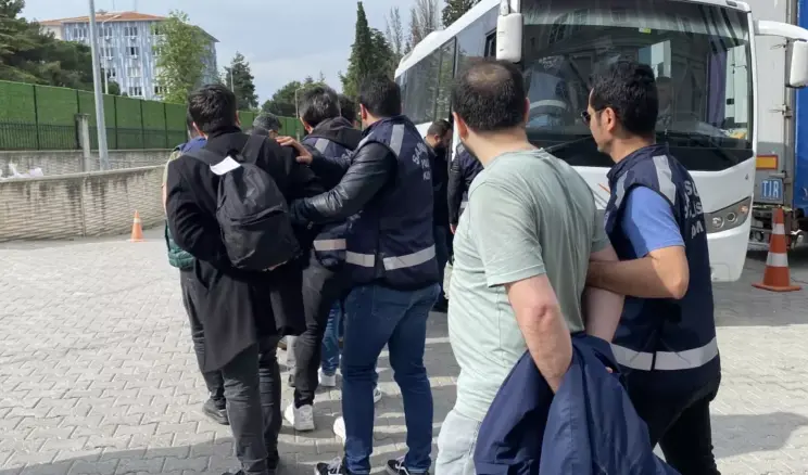 FETÖ Operasyonunda 14 Şüpheli Adliyeye Sevk Edildi