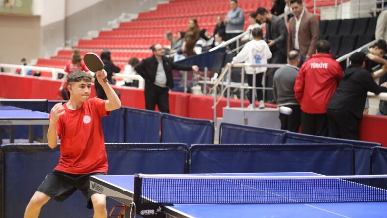 İşitme Engelliler Masa Tenisi Türkiye Şampiyonası, Samsun’da başladı