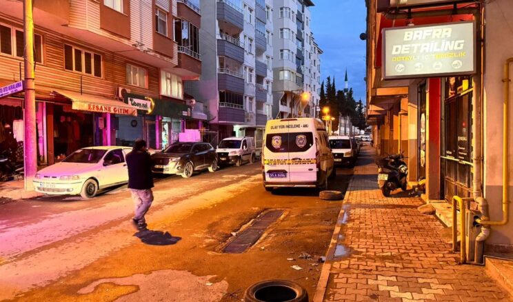 Samsun’da bıçaklı kavga: 1 ağır yaralı